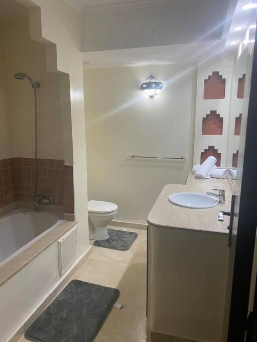 Residence Familiale Luxe Et Spacieuse 马拉喀什 外观 照片
